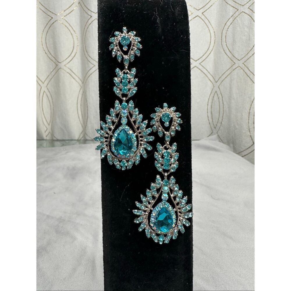 Teal Rhinestone Statement Chandelier Earrings Pageant Prom Glam - Picture 7 of 7